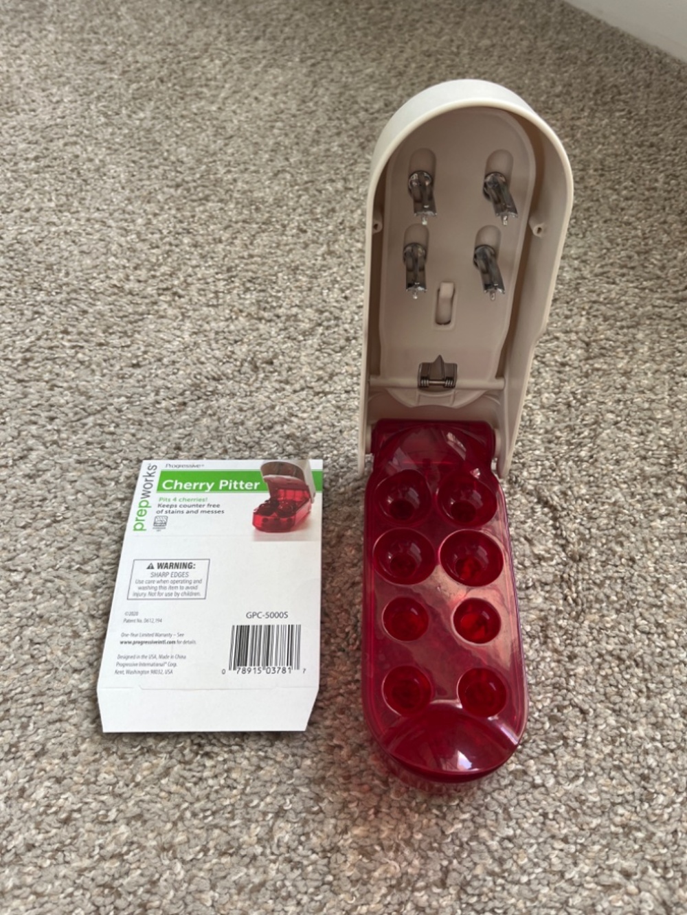 Cherry Pitter - Picture 2 of 3